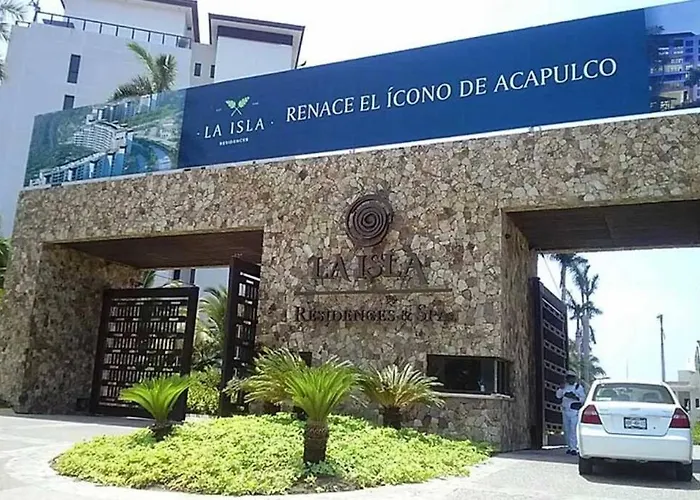 Luxurious First-Floor Apartment In Isla Residences